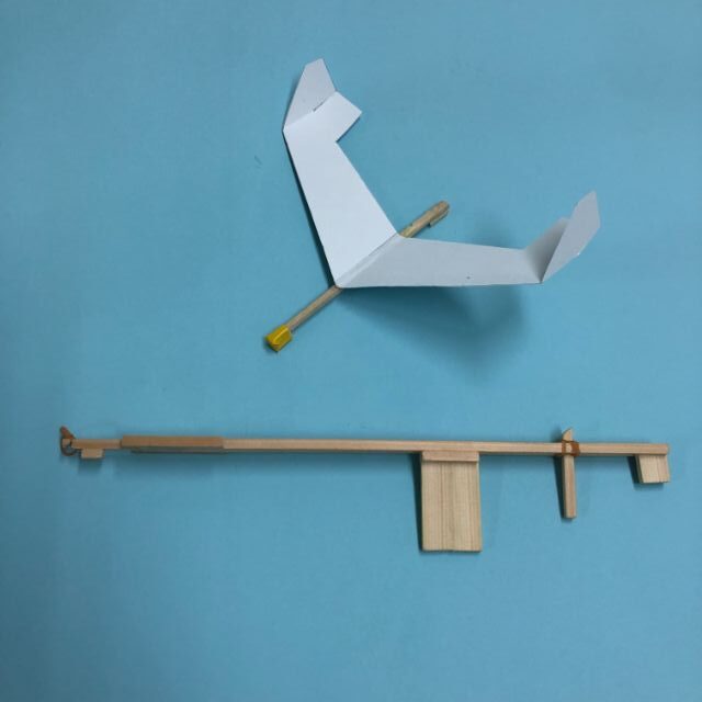 銃身300mmの紙飛行機カタパルト銃 Maker S Club