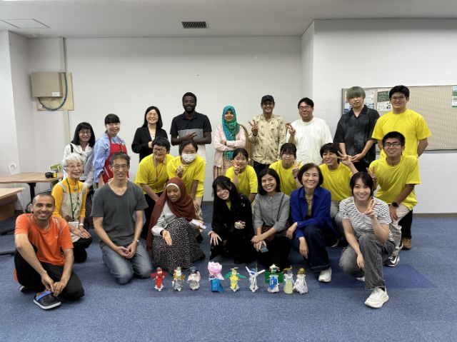 からくり人形に学ぶ日本文化体験ワークショップの集合写真